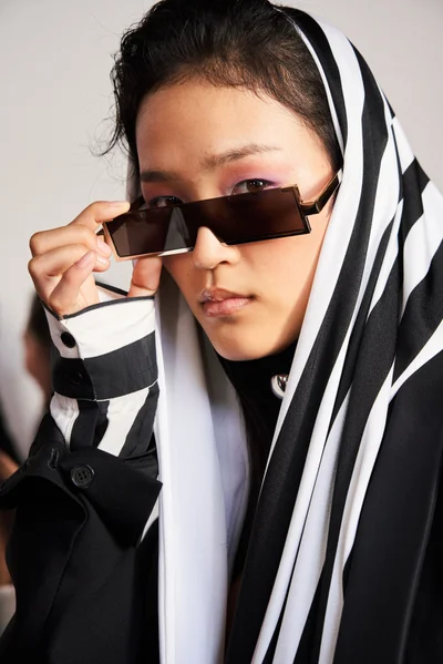 Look 14